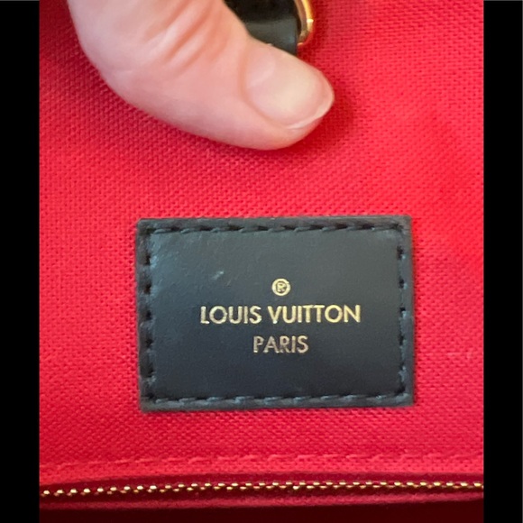 🐯Louis Vuitton Key Chain🐯 - Picture 14 of 16